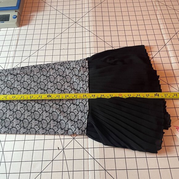 Michael Kors Sleeveless Pleated Hem Dress XS Black & White Career Capsule - Picture 7 of 10